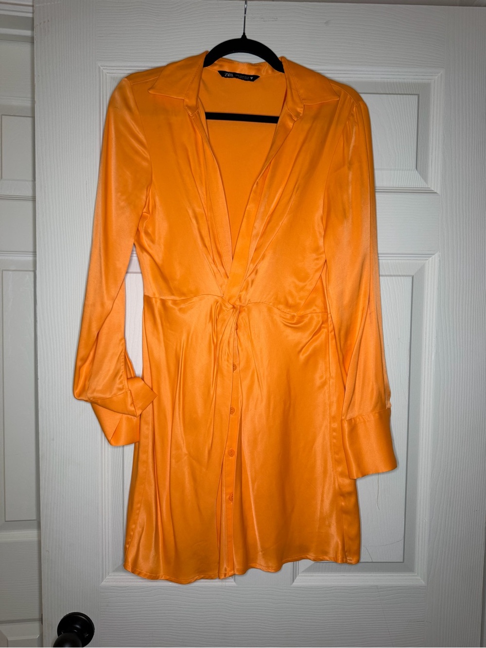 Zara- Women’s Orange Satin Button-Front Tie-Waist Dress- Never worn